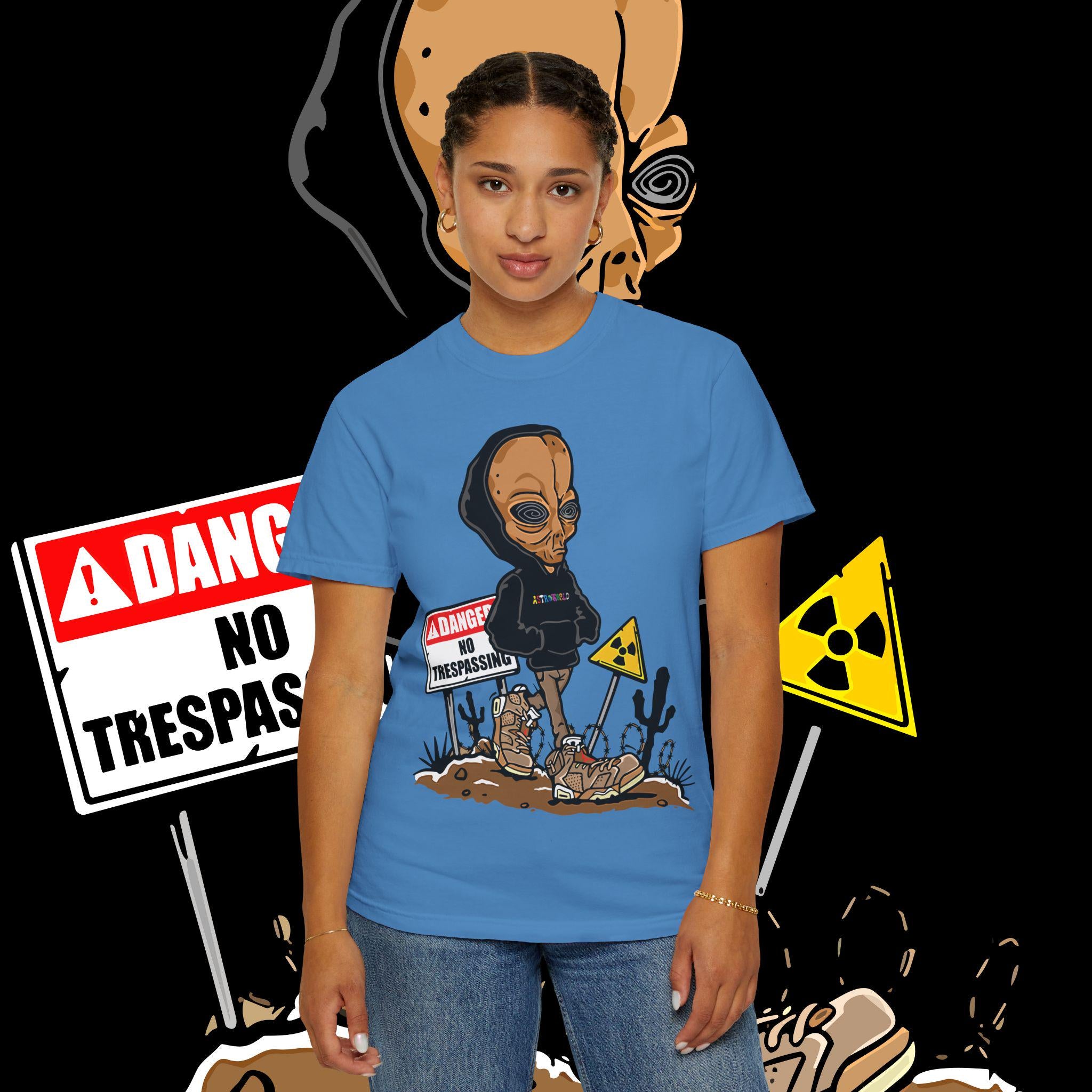 Alien Graphic Tee: Unisex Garment-Dyed US Cotton T-Shirt